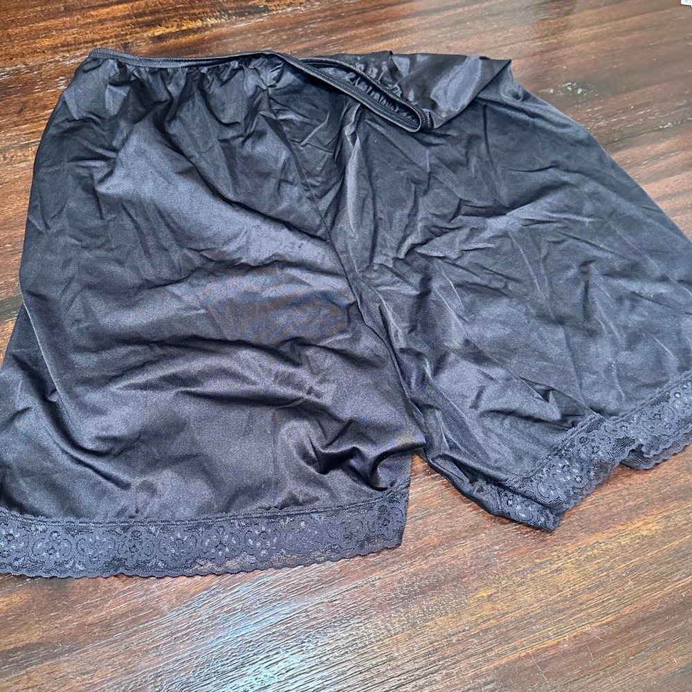 VTG Lace Trim Bloomers Shorts Women S/M Black
